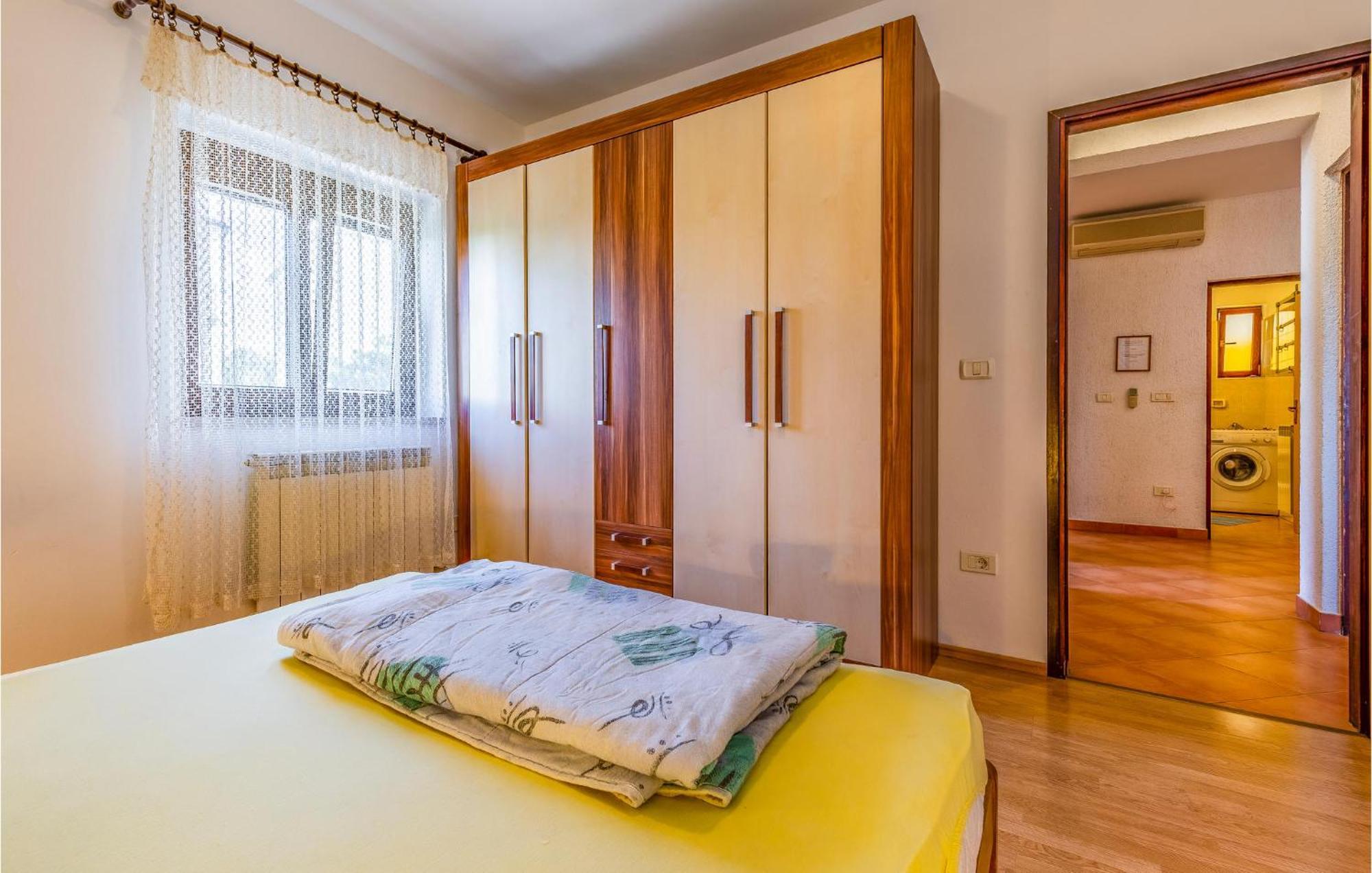 Gorgeous Apartment In Pula With Kitchen Екстер'єр фото