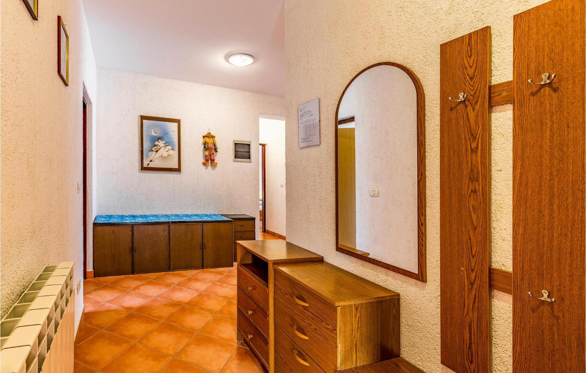 Gorgeous Apartment In Pula With Kitchen Екстер'єр фото